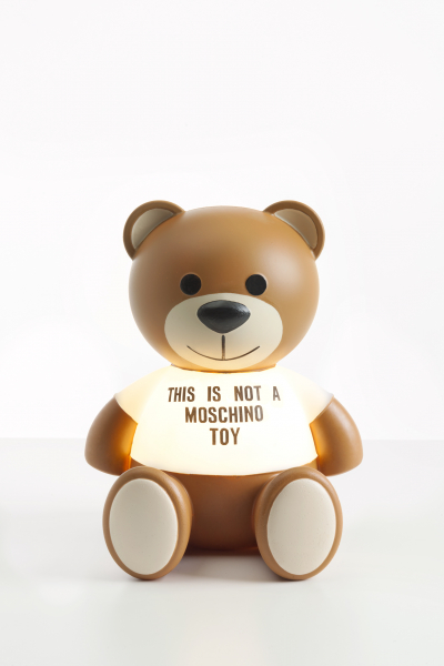 Toy béžová