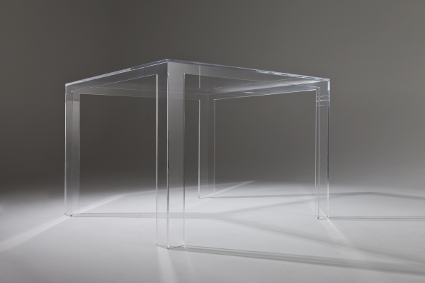 Invisible Table transparentní