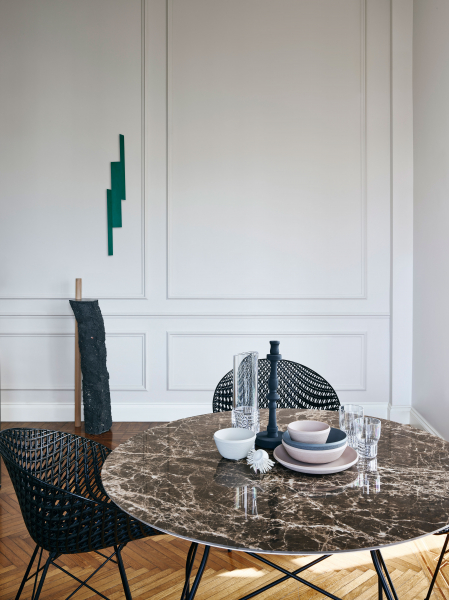 Glossy Marble finish ovál černá zelená